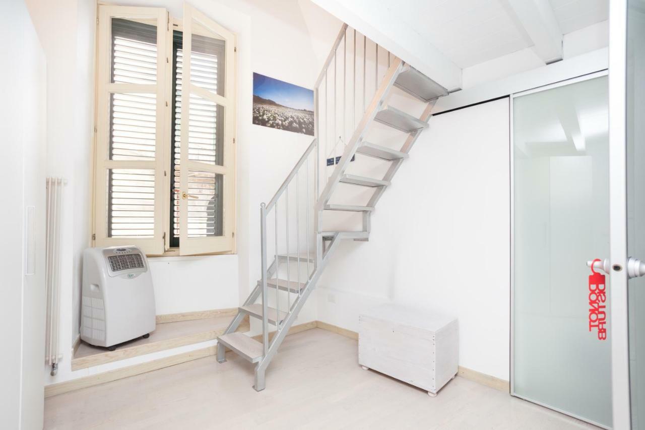 La Piccola Dimora Dell' Alcantarine Appartement Lecce Buitenkant foto