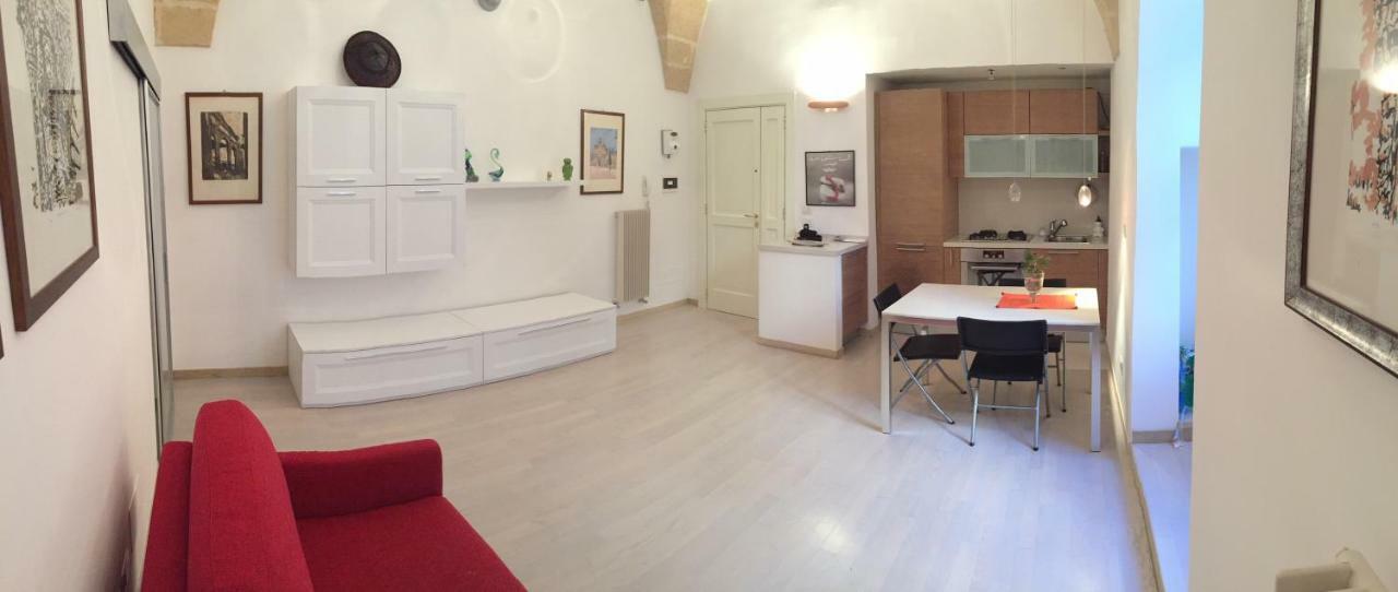 La Piccola Dimora Dell' Alcantarine Appartement Lecce Buitenkant foto