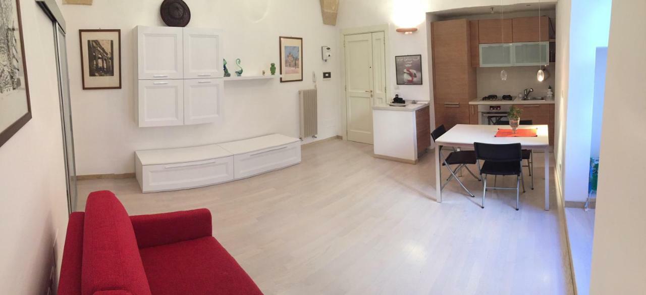 La Piccola Dimora Dell' Alcantarine Appartement Lecce Buitenkant foto